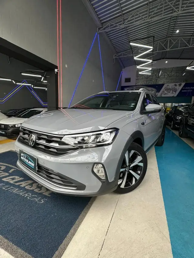 Carro Volkswagen Nivus 2024 Highline 200 TSI