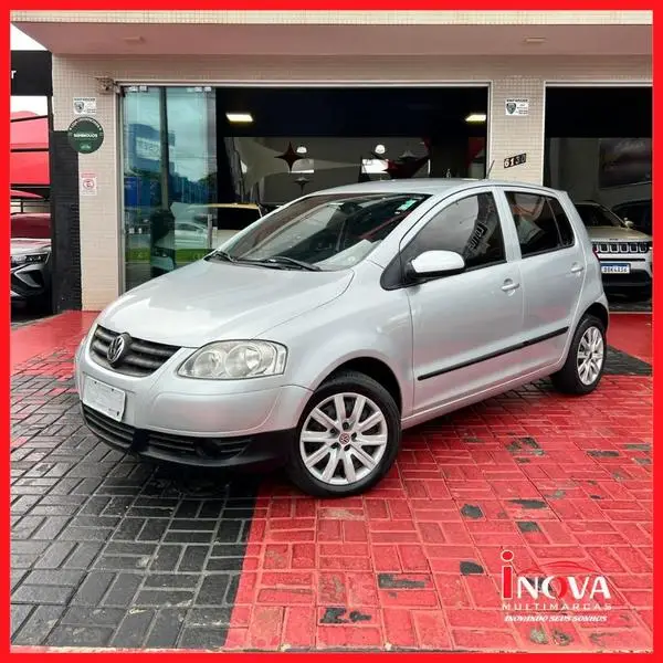 Carro Volkswagen Fox 2009 1.0 8V (Flex)