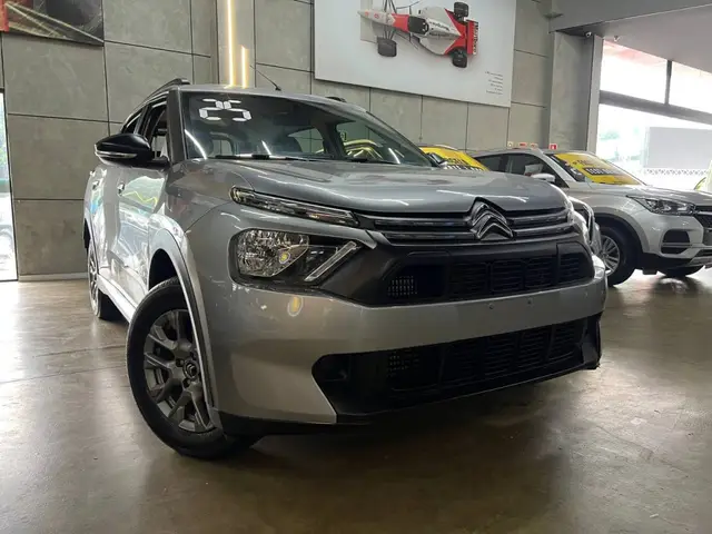 Carro Citroën C3 Aircross 2025 Shine 1.0 Flex Turbo 200 AT