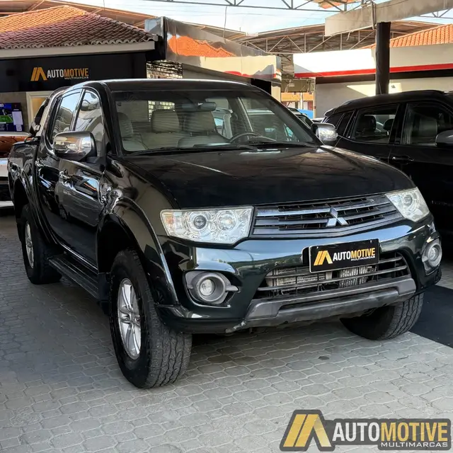 Carro Mitsubishi L200 Triton Sport 2014 3.2 DID-H HPE 4WD (Aut)