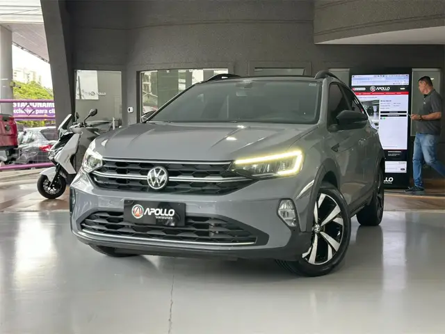 Carro Volkswagen Nivus 2023 Highline 200 TSI