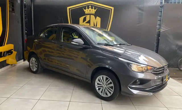 Carro Fiat Cronos 2025 Drive 1.0