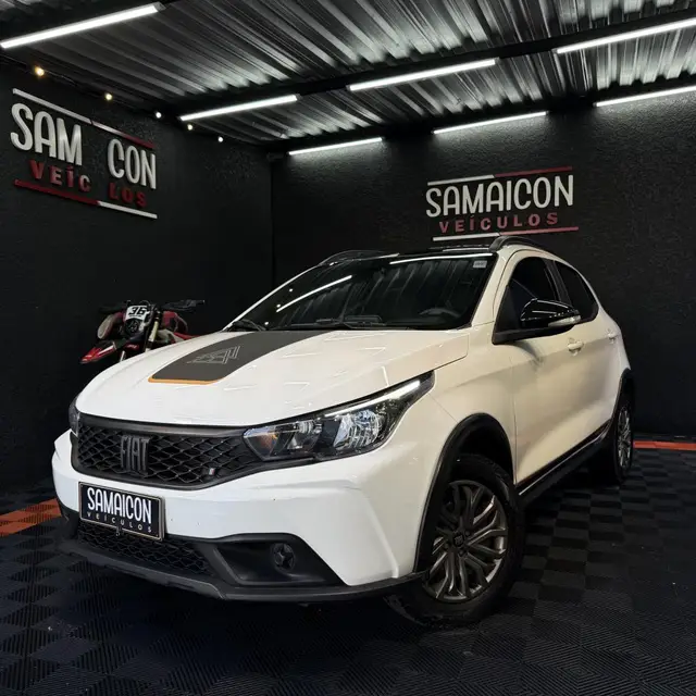 Carro Fiat Argo 2023 Trekking 1.3 (Flex)