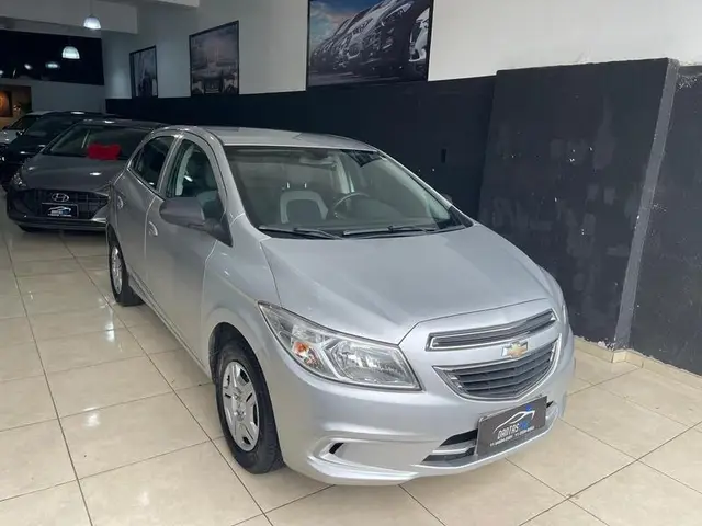 Carro Chevrolet Onix 2015 1.0 LT SPE/4
