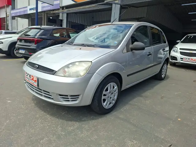 Carro Ford Fiesta Hatch 2007 1.0