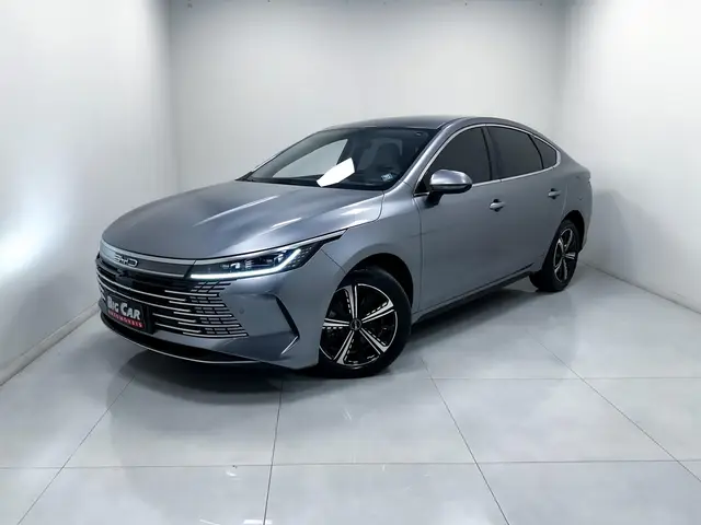 Carro BYD King 2025 DM-i GS