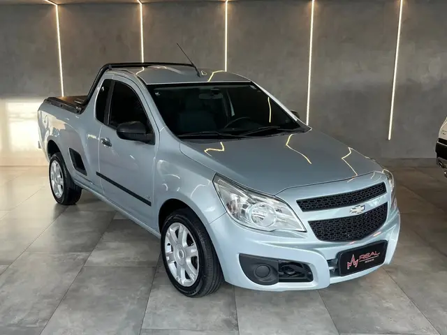 Carro Chevrolet Montana 2011 LS 1.4 (Flex)