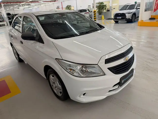 Carro Chevrolet Onix 2018 LT 1.4 8V FlexPower 5p Mec.