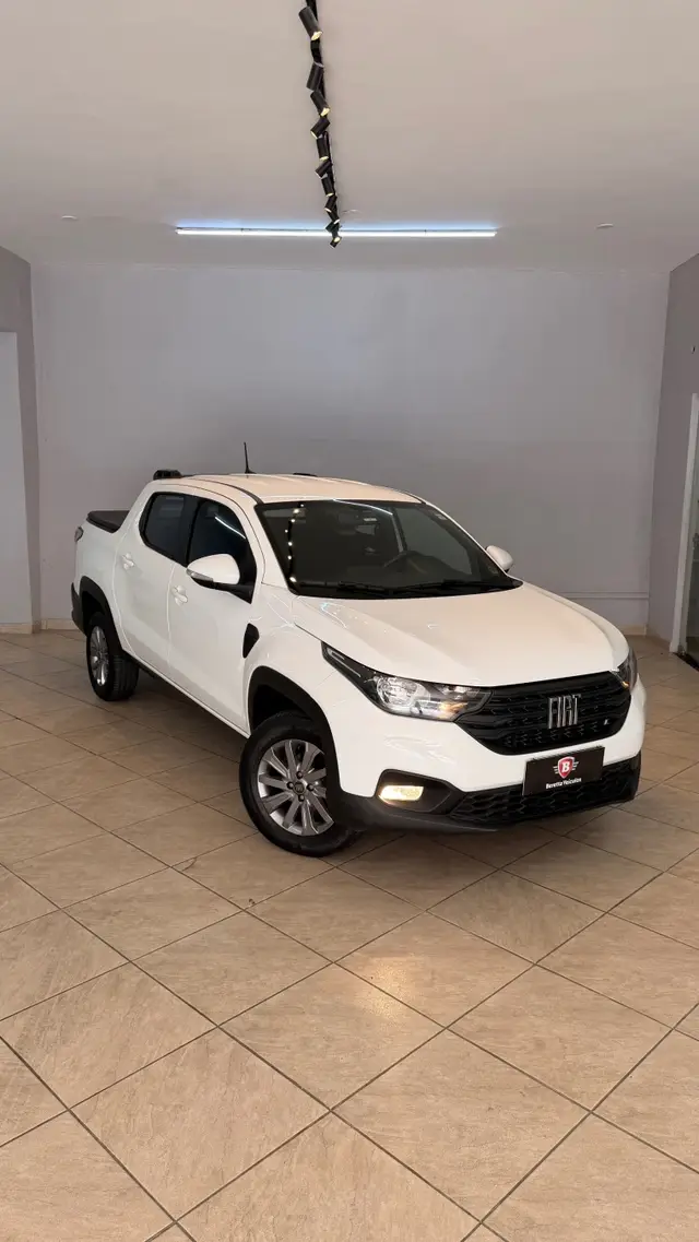 Carro Fiat Strada 2021 Freedom 1.3 CD (Flex)