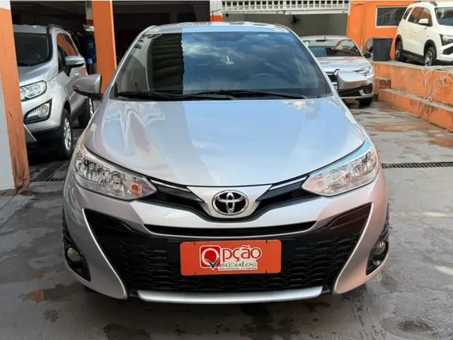 Carro Toyota Yaris Sedan 2022 1.5 XS Connect CVT (Flex)