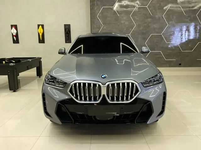 Carro BMW X6 2025 M Competition 4.4 Turbo (Aut.) (Híb.)