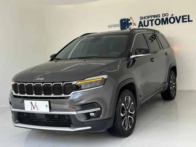 Carro Jeep Commander 2023 Longitude 1.3 T270
