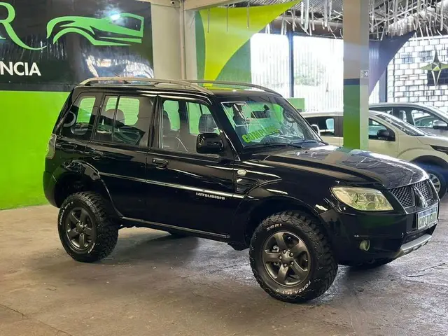 Carro Mitsubishi Pajero TR4 2012 2.0 16V 4X4 (Flex) (Aut)