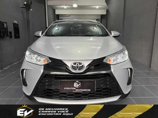 Carro Toyota Yaris 2023 XL 1.5 (Flex) (Aut)