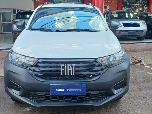 Carro Fiat Strada 2025 Endurance 1.3 Flex 8V CS