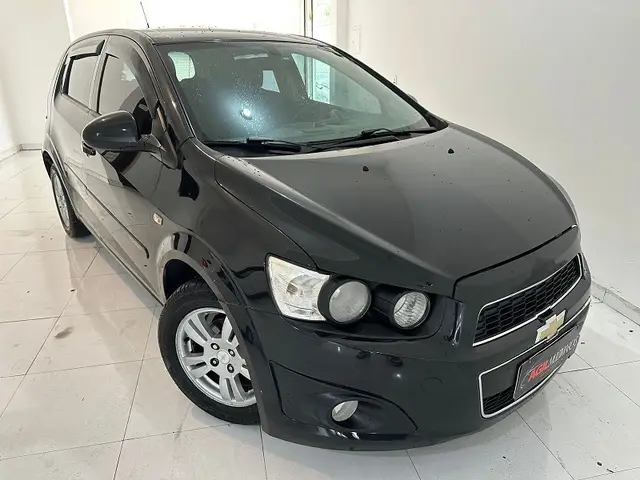 Carro Chevrolet Sonic 2013 Hatch LT 1.6 (Aut)