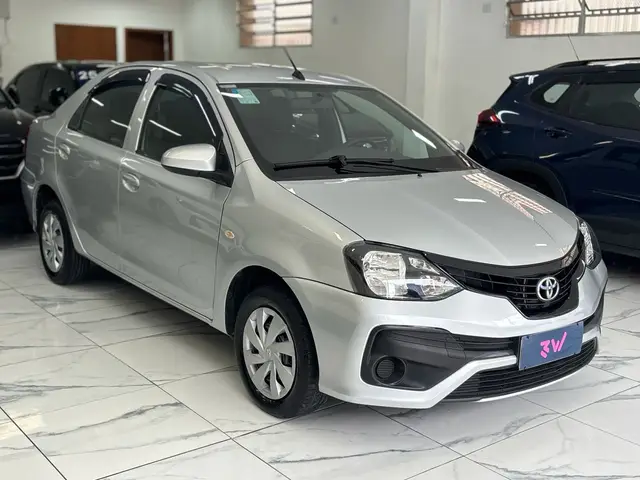 Carro Toyota Etios Sedan 2020 X 1.5 (Flex)