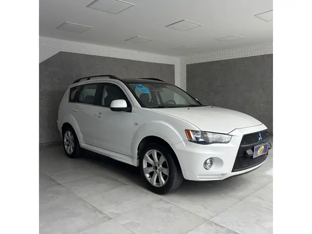 Carro Mitsubishi Outlander 2013 3.0 V6 GT4
