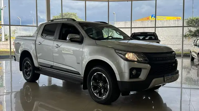 Carro Chevrolet S10 Cabine Dupla 2023 High Country 2.8 Turbodiesel (Aut.)