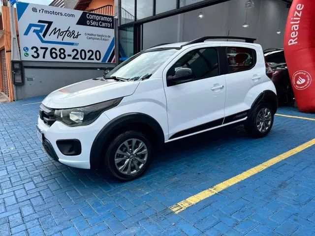 Carro Fiat Mobi 2024 Trekking 1.0