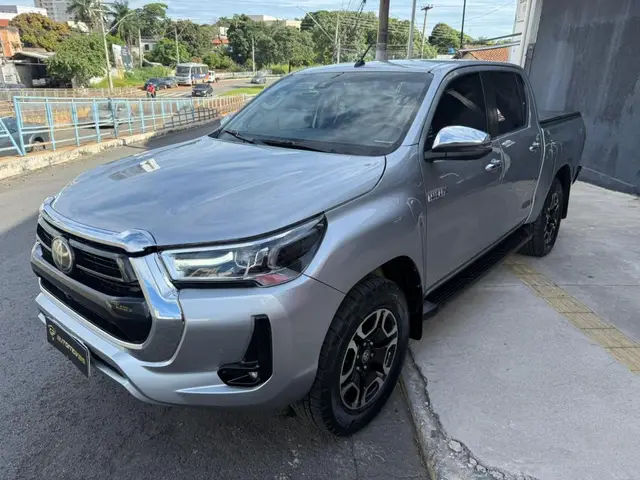 Carro Toyota Hilux Cabine Dupla 2022 SRX 2.8 TDI CD 4x4 (Aut)