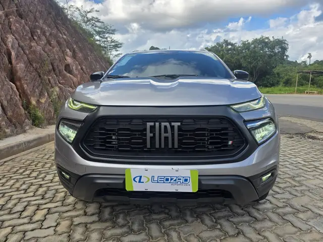 Carro Fiat Toro 2023 Volcano 1.3