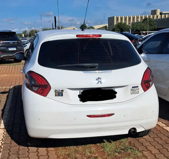 Carro Peugeot 208 2017 Active Pack 1.2 12V (Flex)