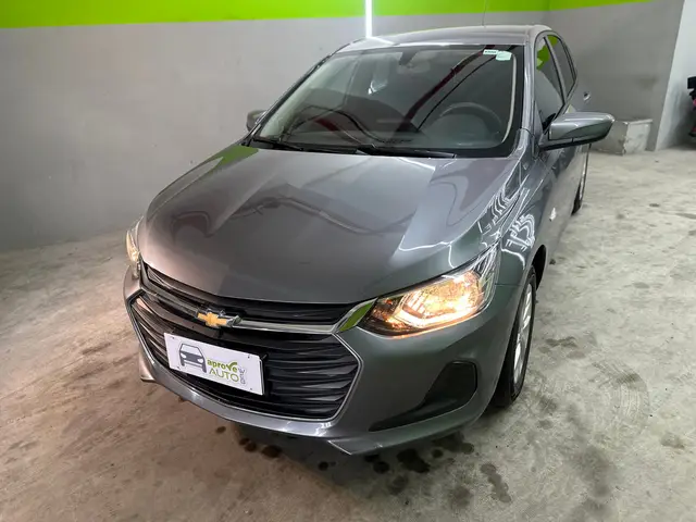 Carro Chevrolet Onix Plus 2023 LT 1.0 Turbo (Aut.)