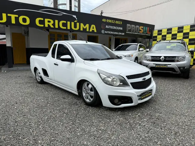 Carro Chevrolet Montana 2014 LS 1.4 (Flex)