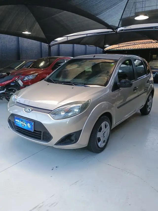 Carro Ford Fiesta Hatch 2011 1.0 (Flex)