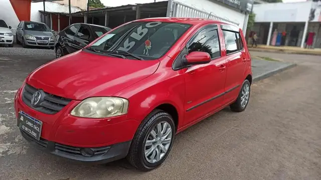 Carro Volkswagen Fox 2009 1.0 8V (Flex)