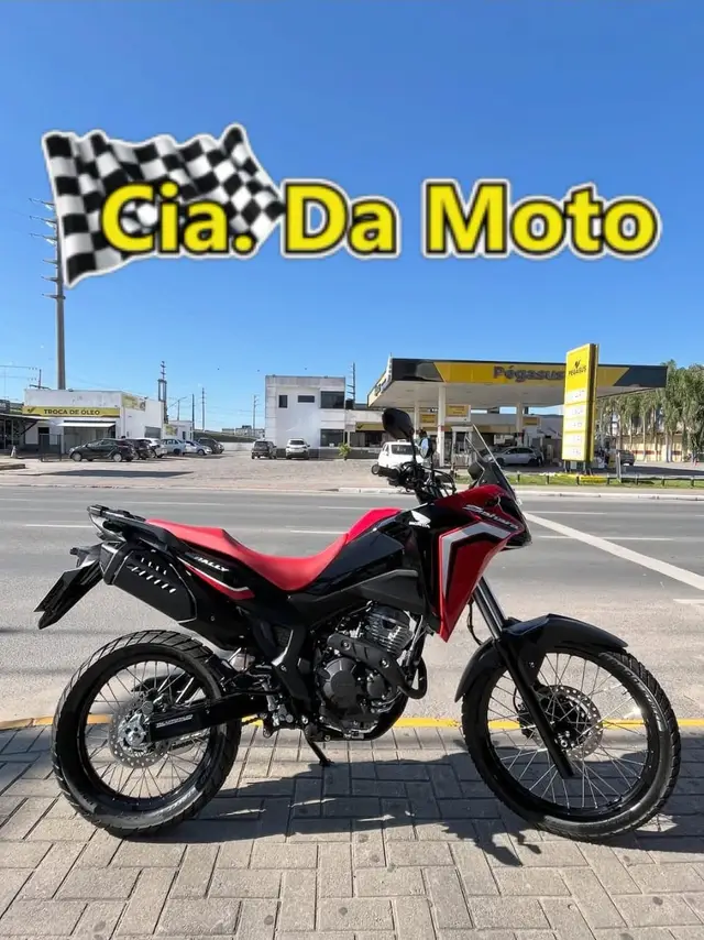 Moto Honda XRE Sahara 300 2025 Rally
