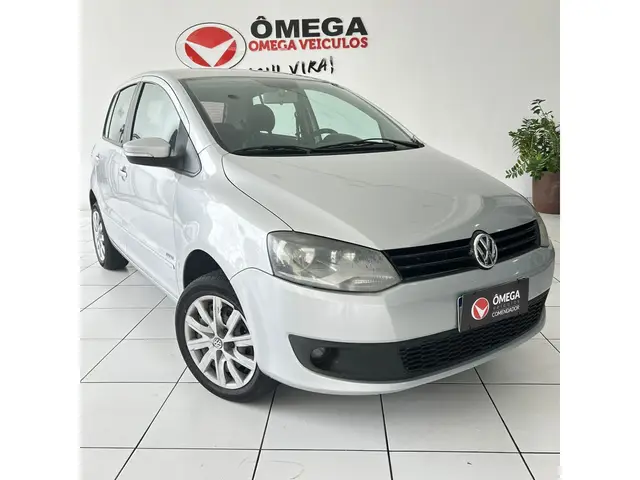 Carro Volkswagen Fox 2012 1.0 VHT (Flex) 4p