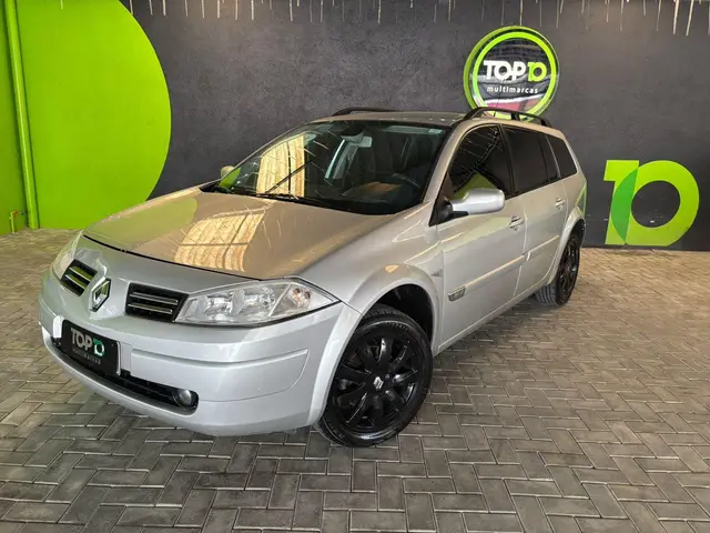 Carro Renault Megane Grand Tour 2013 Mégane Grand Tour Dynamique 1.6 16V (flex)