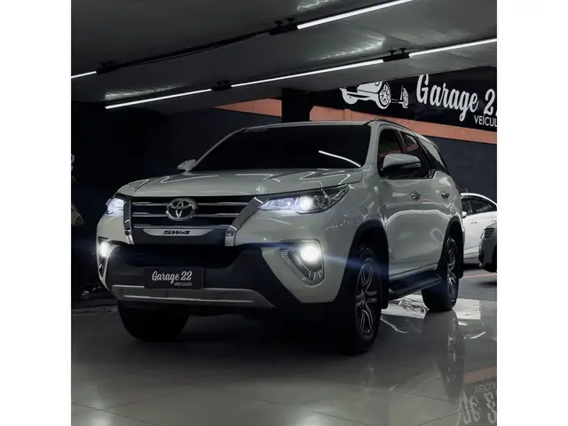 Carro Toyota SW4 2019 2.7 SRV 7L 4x2 (Aut) (Flex)
