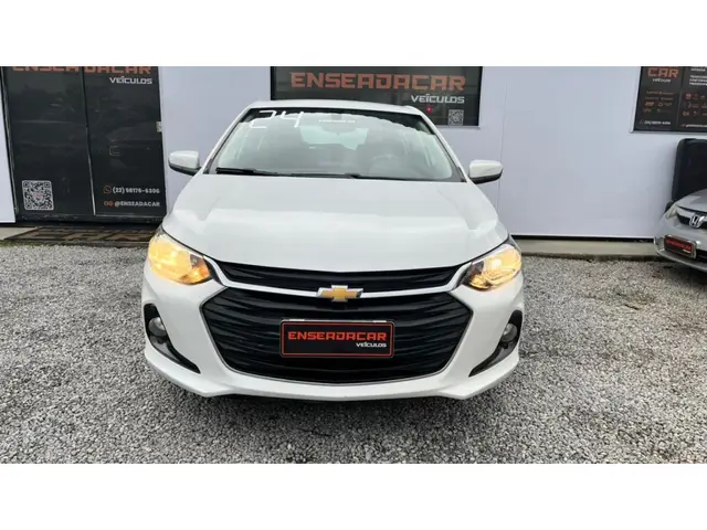 Carro Chevrolet Onix Plus 2024 LT 1.0