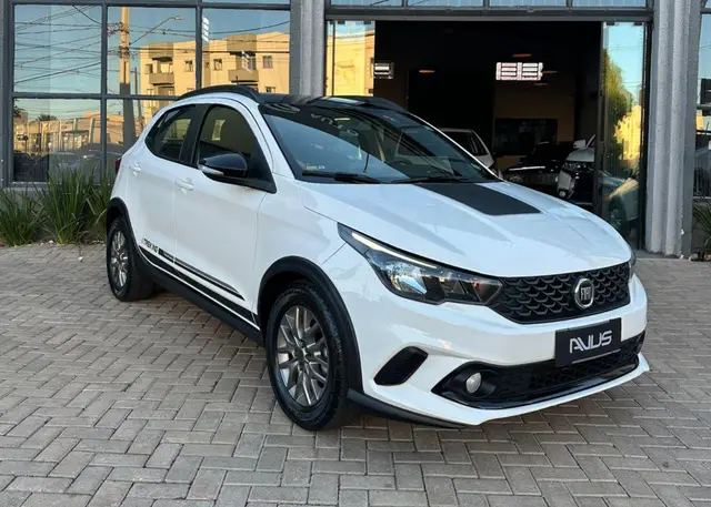 Carro Fiat Argo 2020 1.3 Trekking (Flex)
