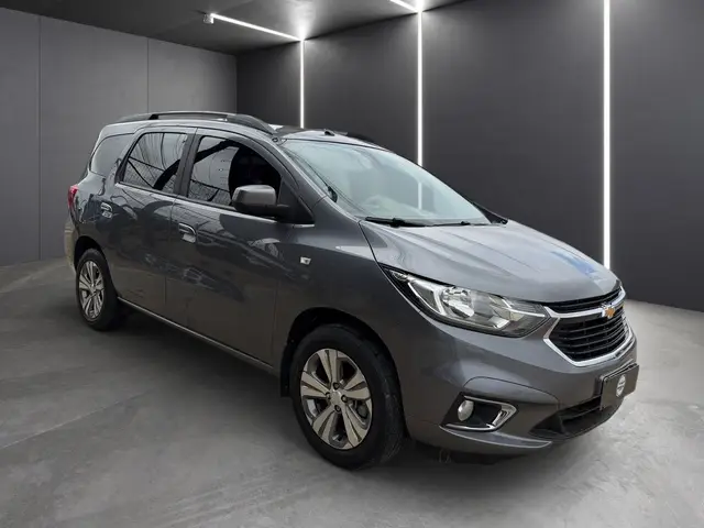 Carro Chevrolet Spin 2023 Premier 1.8 (Aut.)