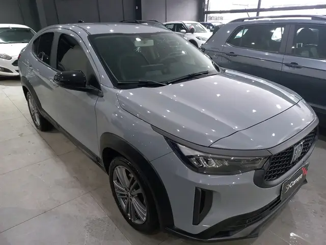 Carro Fiat Fastback 2024 Turbo 200