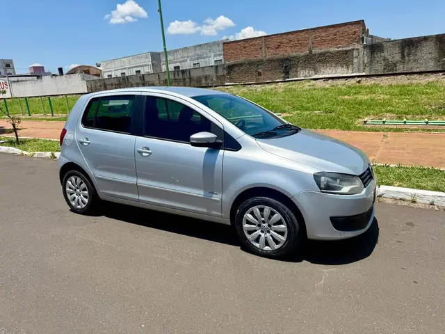 Carro Volkswagen Fox 2012 1.0 VHT (Flex) 4p