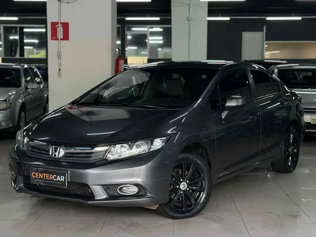Carro Honda Civic 2014 New  LXS 1.8 16V i-VTEC (Flex)