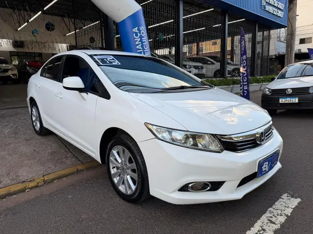 Carro Honda Civic 2015 LXS 1.8 i-VTEC (Aut) (Flex)