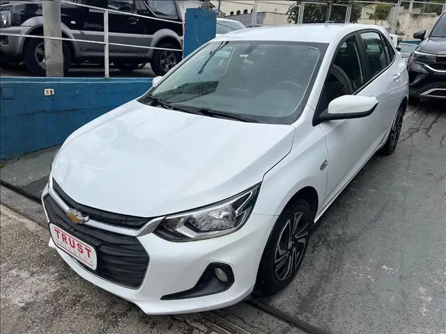 Carro Chevrolet Onix Plus 2024 LT 1.0