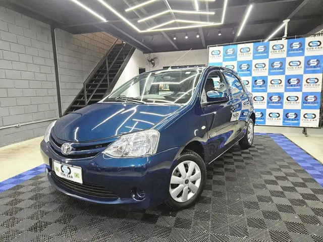 Carro Toyota Etios 2015 X 1.3 (Flex)