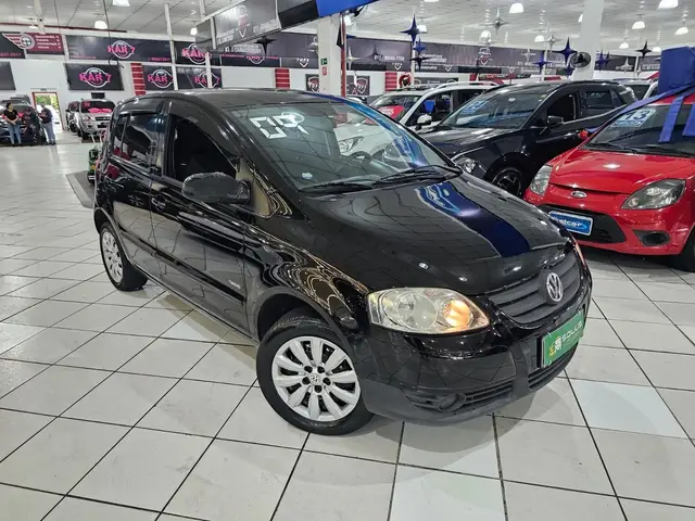 Carro Volkswagen Fox 2009 City 1.0 8V (Flex)