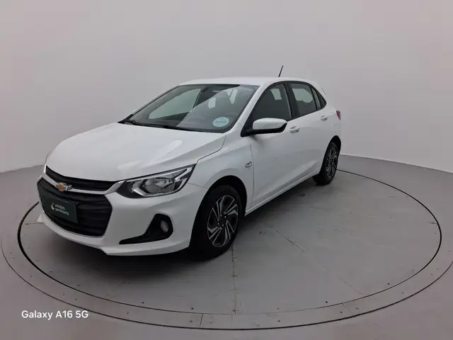Carro Chevrolet Onix Plus 2025 LT 1.0