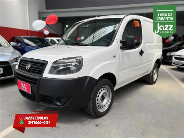 Carro Fiat Doblò Cargo 2021 1.8 E.torQ (Flex)