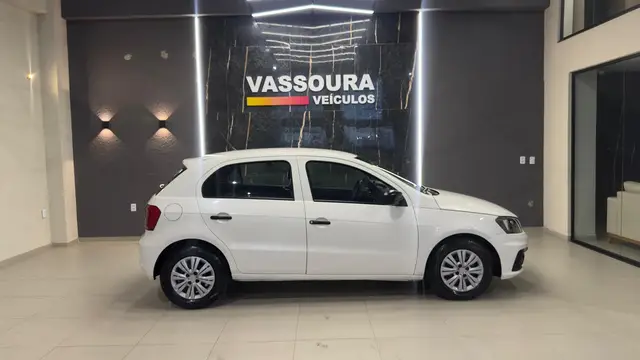 Carro Volkswagen Gol 2018 1.0 MPI Trendline 12V 5p (Flex)