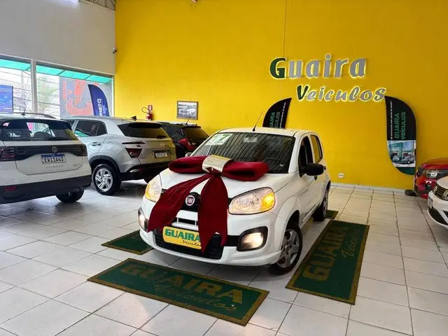 Carro Fiat Uno 2017 Attractive 1.0 (Flex) 4p