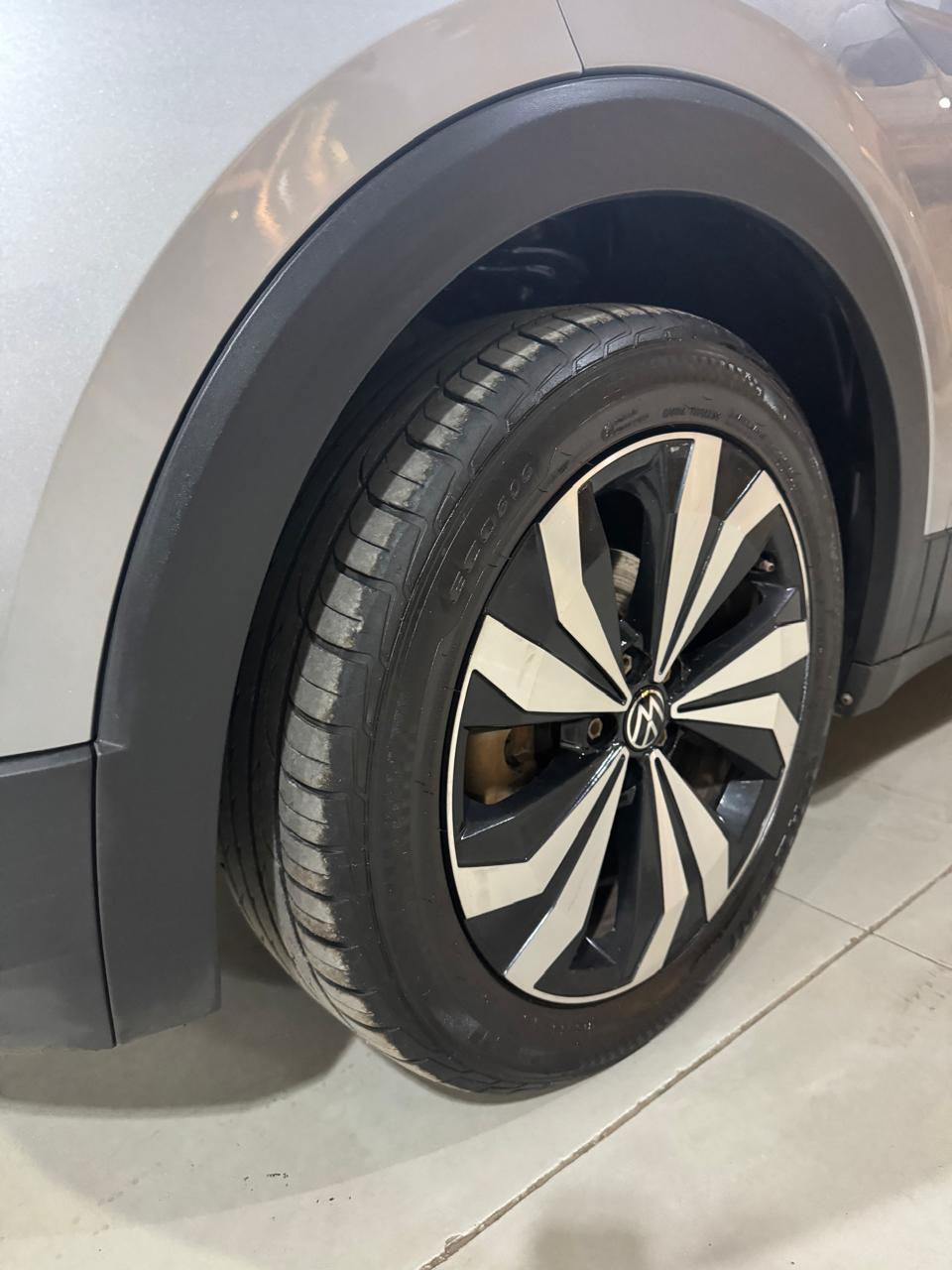 VW - Volkswagen-T-Cross-1.0 200 TSI 12V (Aut) (Flex)